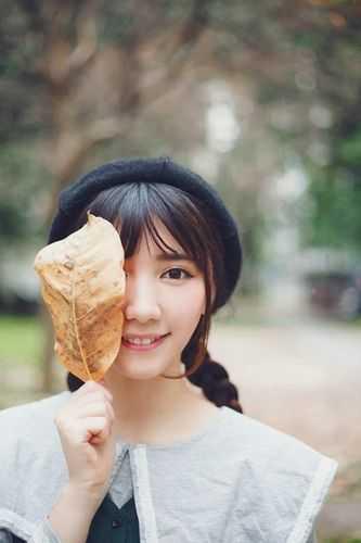 《皇家美人》作者：泊烟