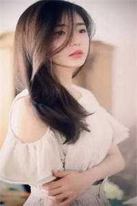 明月何曾藏月光 作者：见青山