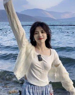 【仙侠 B】《我都轮回三世，师父你怎么还活着／一花一酒一仙人，亦眠亦醉亦长生》作者：少吃亿点