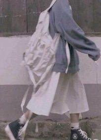 【完结】《虫族之饕餮和他的美强惨雌君》（原名：虫族饕餮上神太会撩虫了！） 作者陈金水